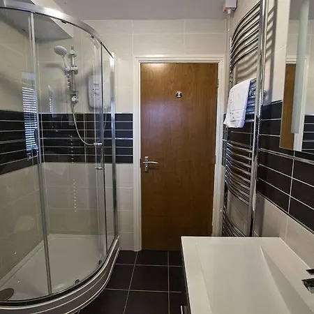 The Farmers فندق نيوباي بريدج