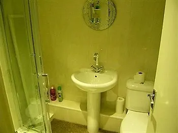 ホテル The Farmers Ulverston ニュービー・ブリッジ